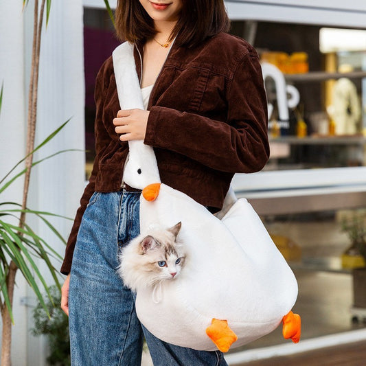 Animal-shaped Pet Diaper Bag shown as an Off-shoulder Bag for Kittens & Puppies, serving as a Portable Cat & Dog Backpack